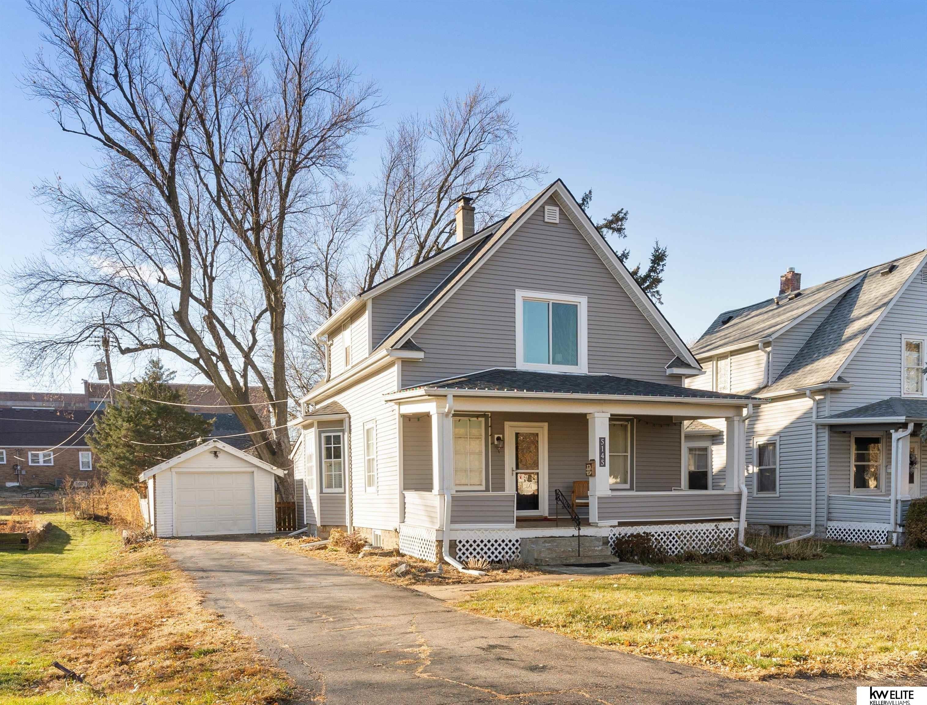 Emmet St, Omaha, NE 68104
