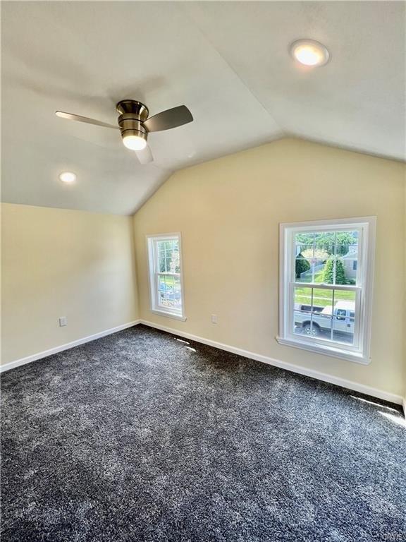 Throop Ave, Auburn, NY 13021