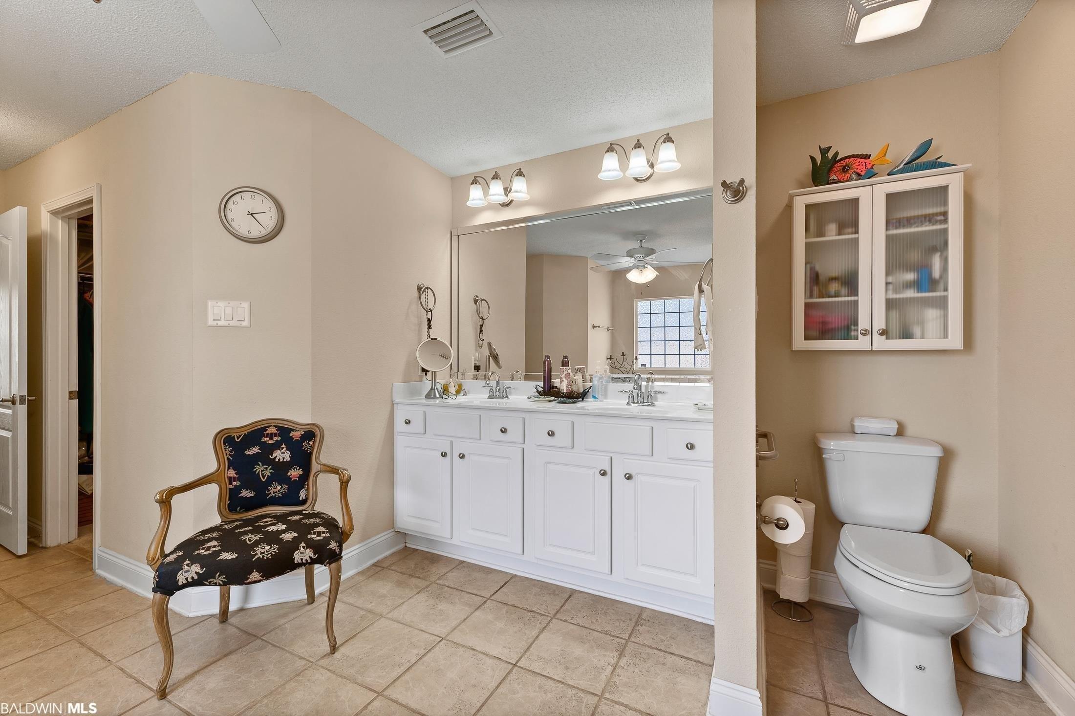 Royal Ln, Fairhope, AL 36532