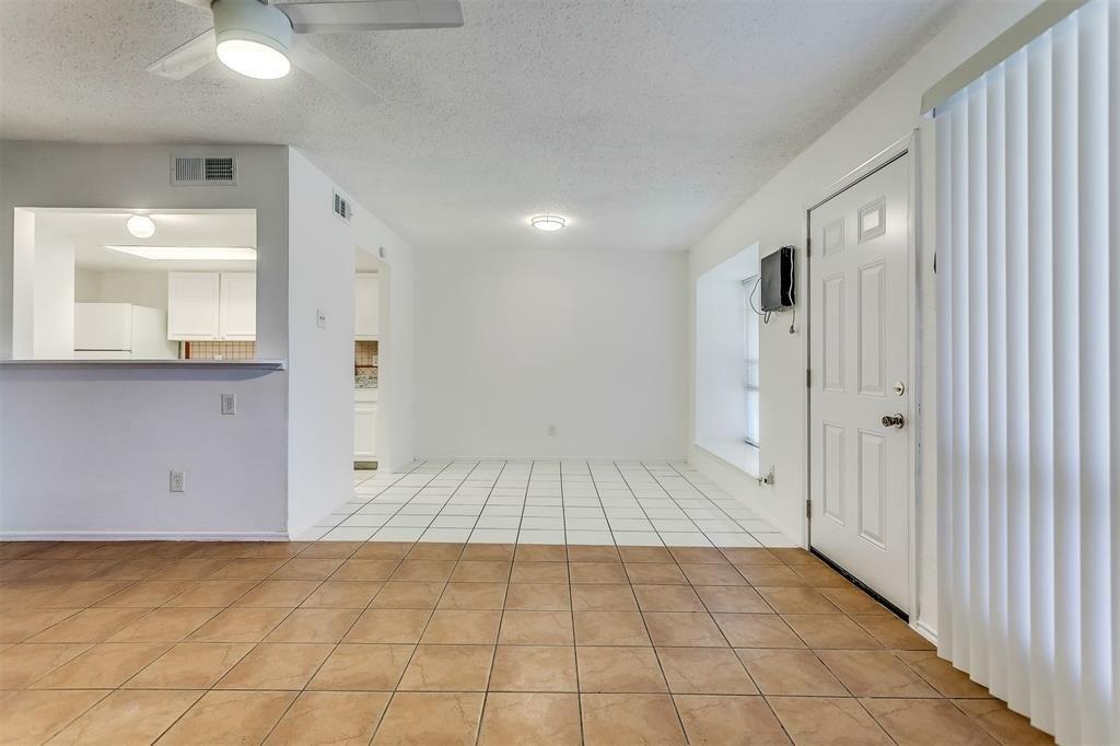 Clubview Dr, Garland, TX 75044