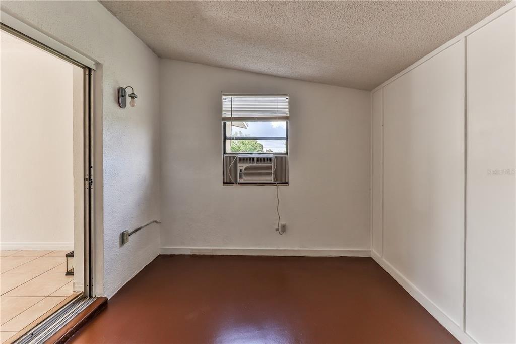 Embassy Ave, Spring Hill, FL 34606