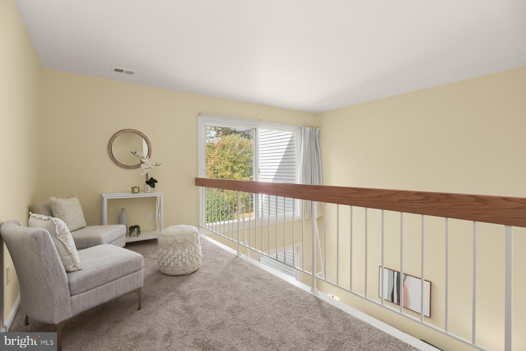 Chatteroy Pl, Montgomery Village, MD 20886