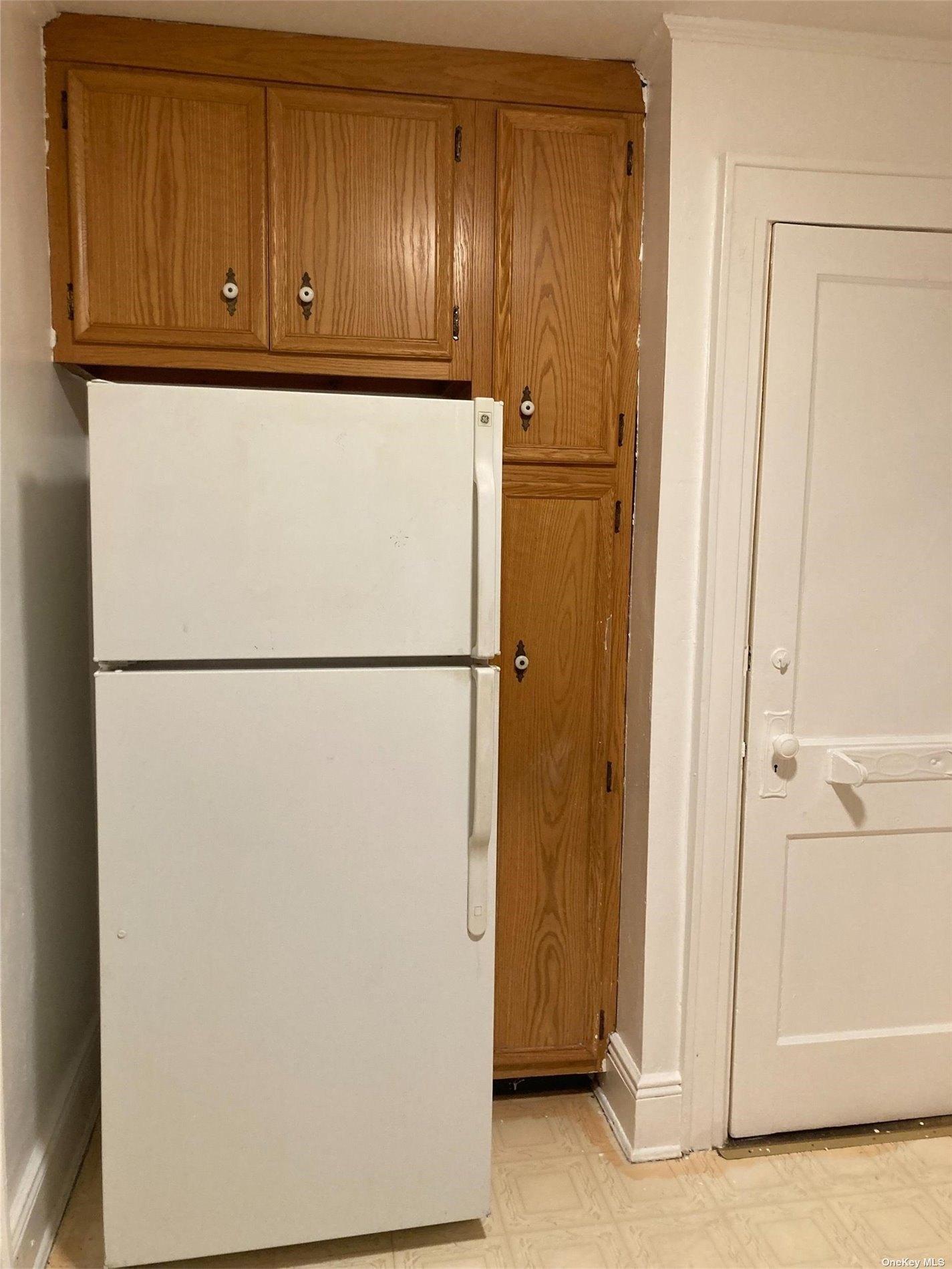 Cambridge St, Valley Stream, NY 11581