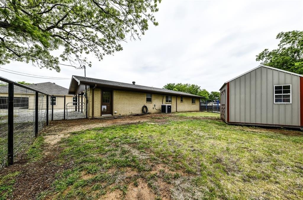 N Cates St, Decatur, TX 76234