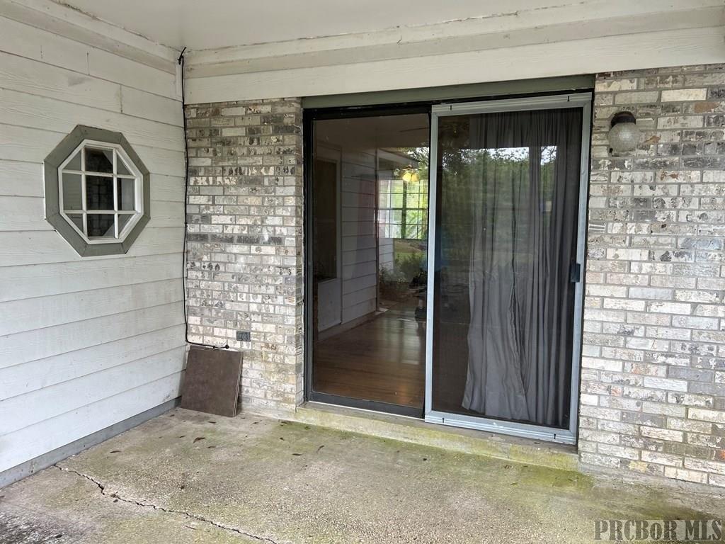 Westchester Dr, Picayune, MS 39466