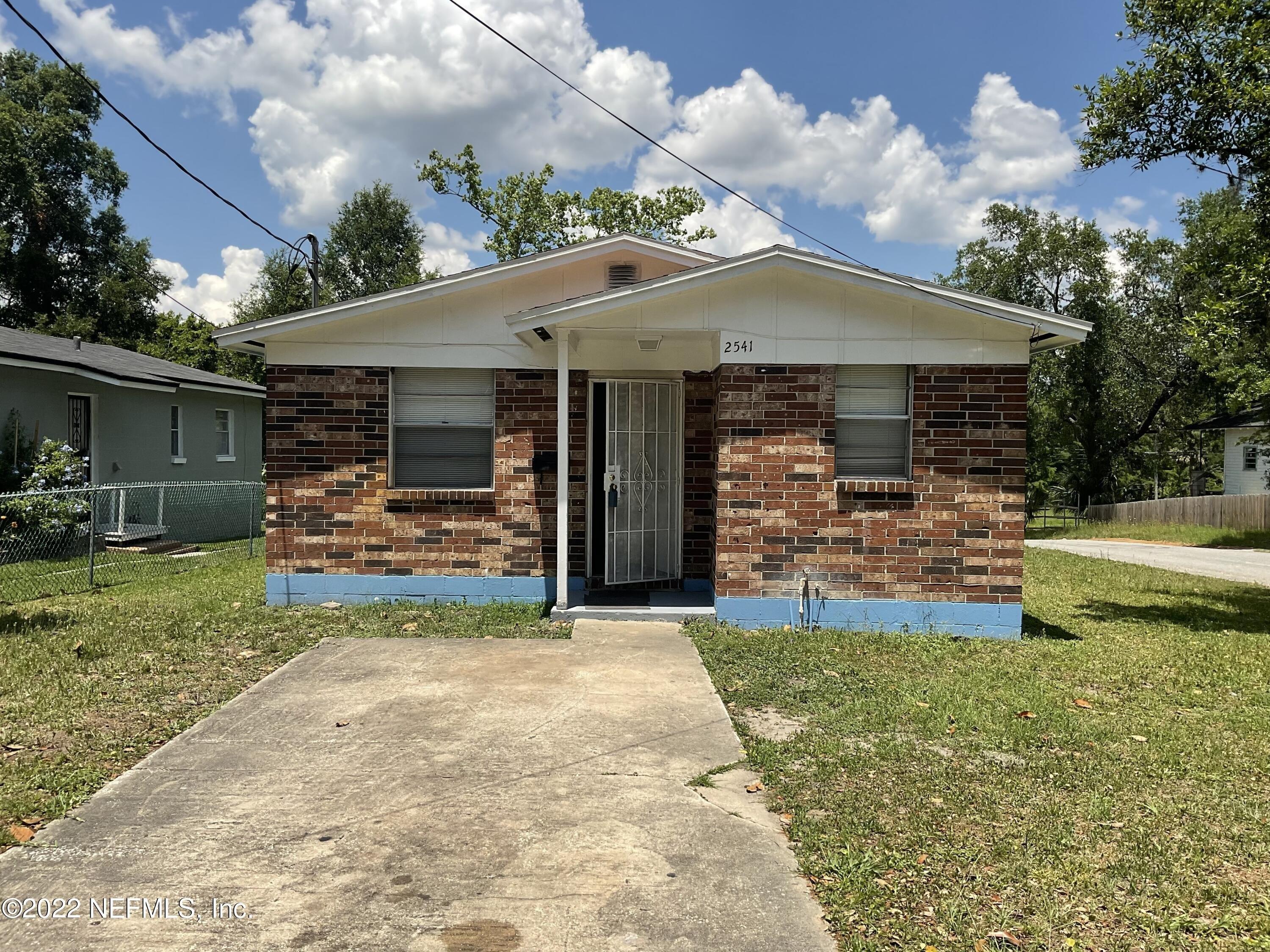 Summit St, Jacksonville, FL 32204