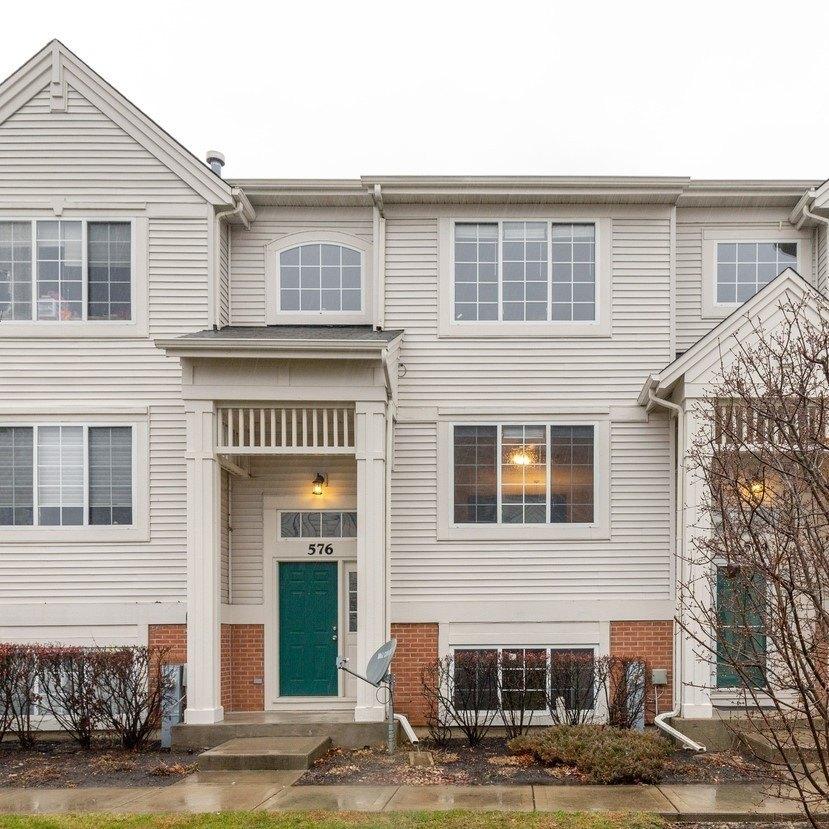S Rosehall Ln, Round Lake, IL 60073