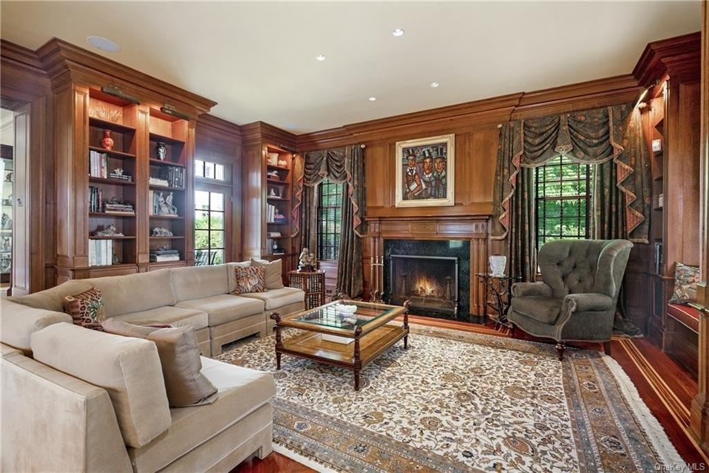Cooper Rd, Scarsdale, NY 10583
