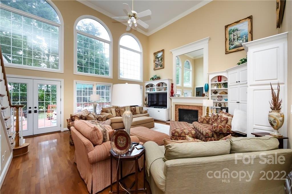 Covington Point Ln, Huntersville, NC 28078