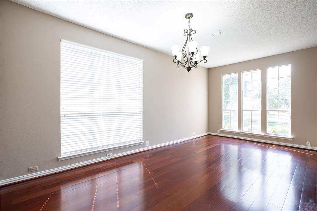 Sweet Leaf Ln, Lake Dallas, TX 75065