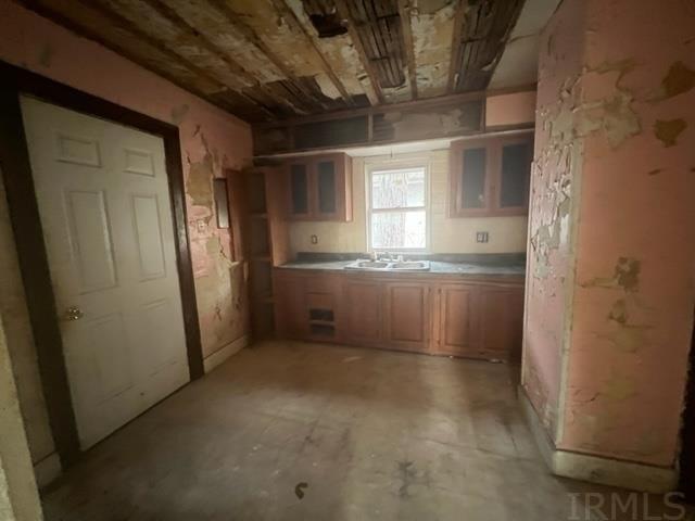 Anderson Ave, South Bend, IN 46628