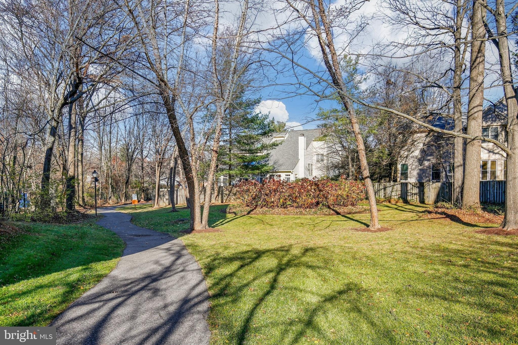 Westchester Dr, Silver Spring, MD 20902