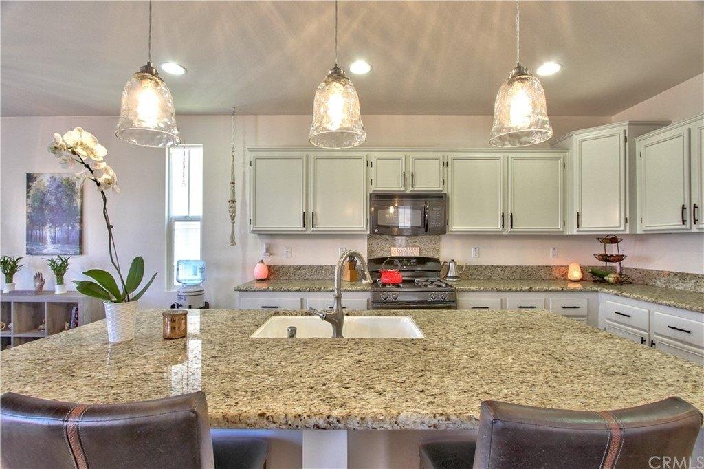 Green Oak Way, Temecula, CA 92592
