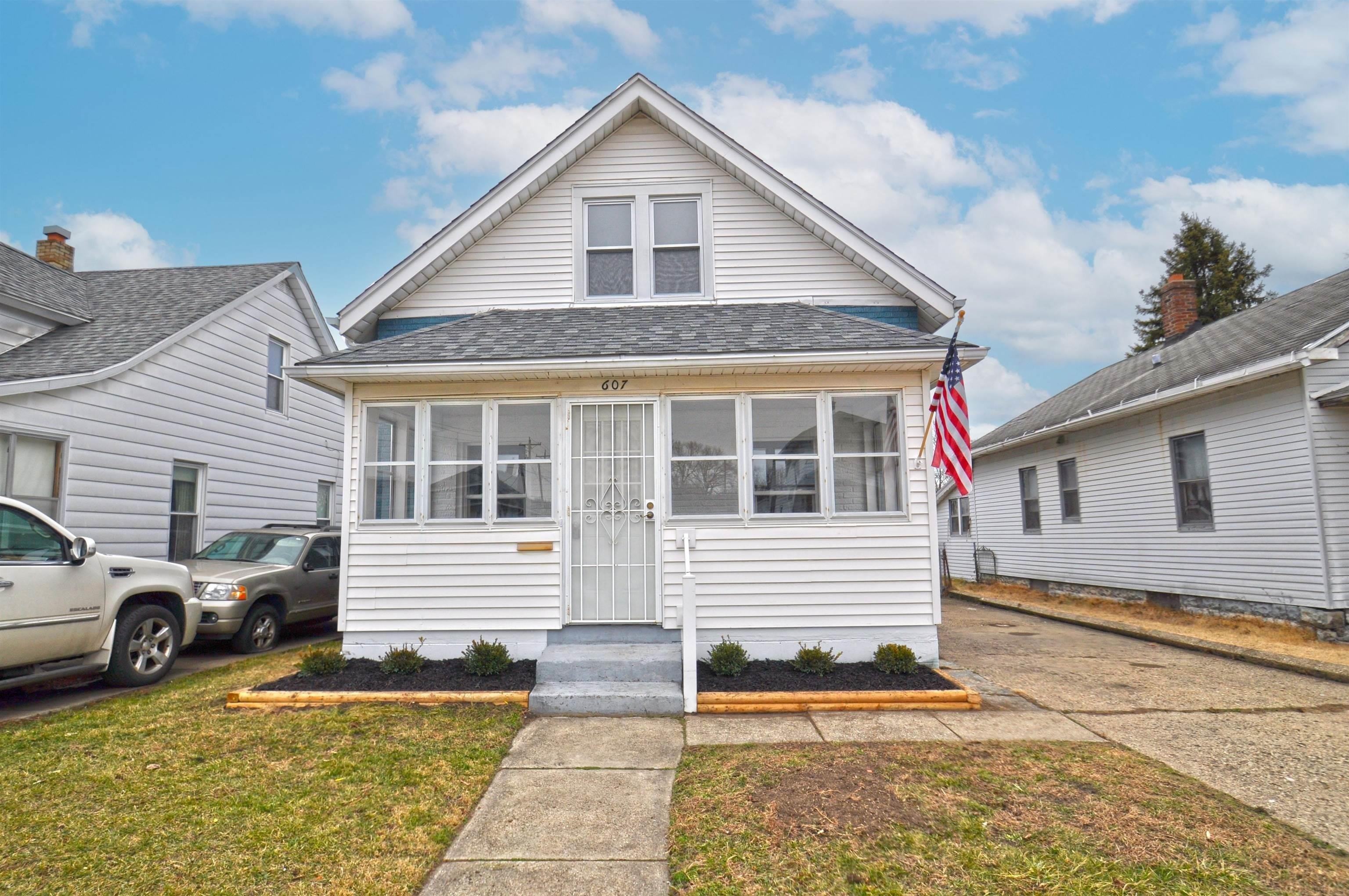 W Calvert St, South Bend, IN 46613