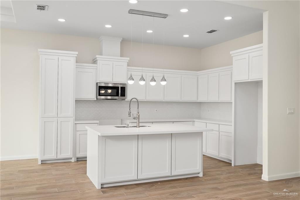 Revilla St, Edinburg, TX 78542