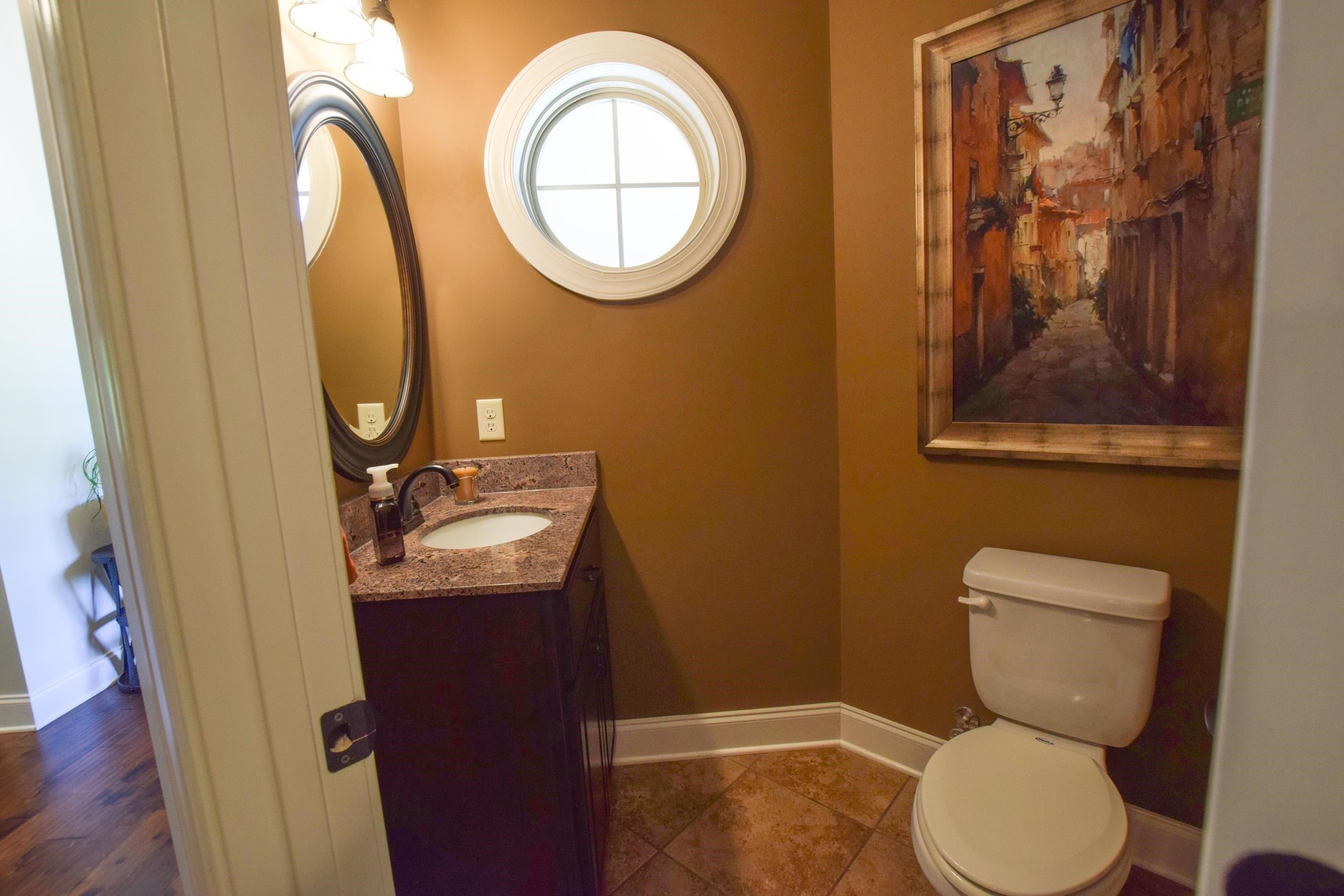 Tuckahoe Rd, Jackson, TN 38305