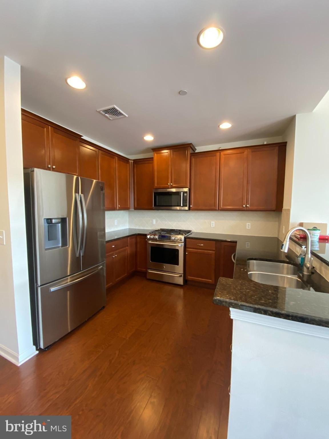 Carson Ter, Huntingdon Valley, PA 19006