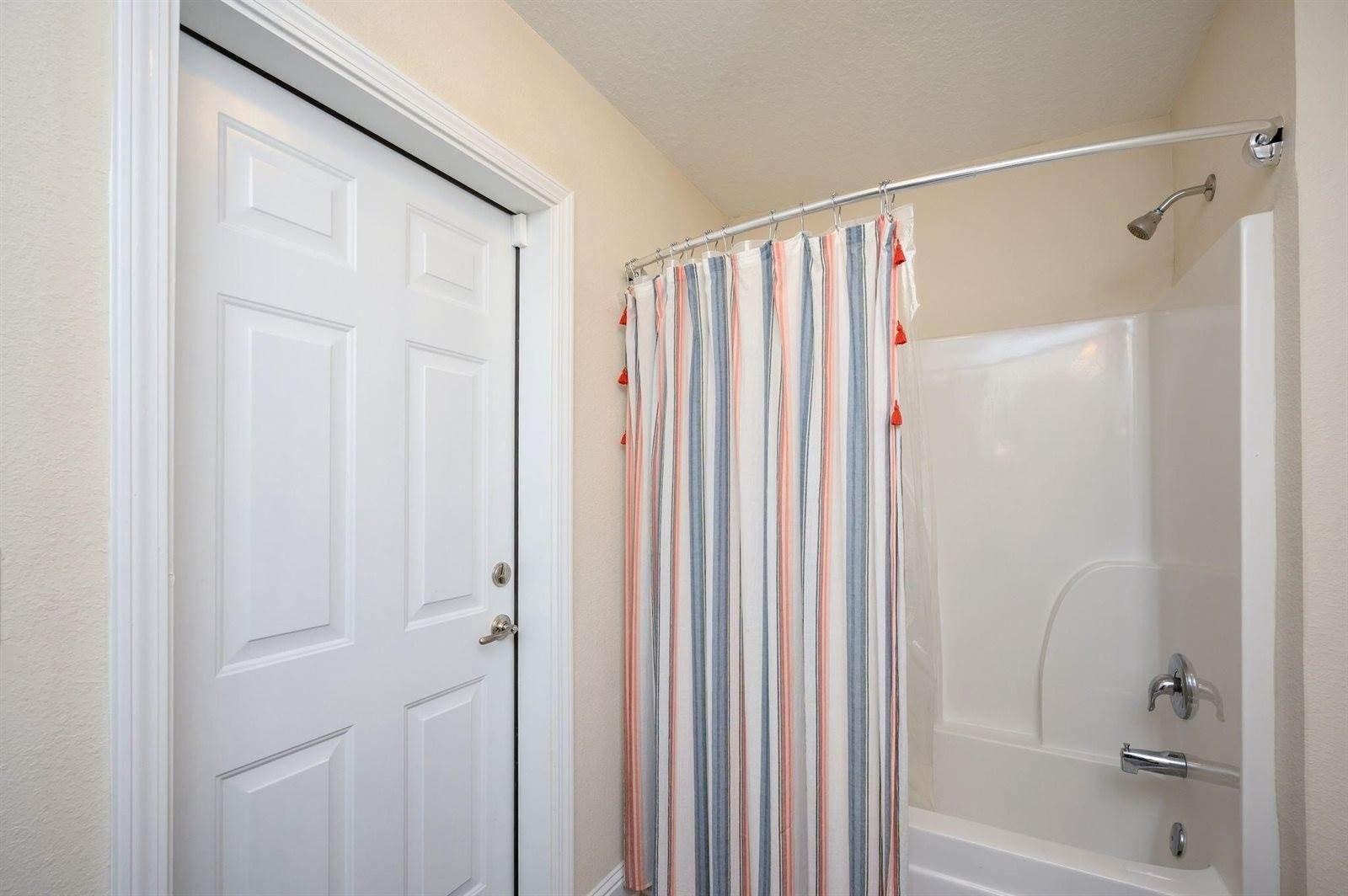 Crown Creek Cir, Crestview, FL 32539