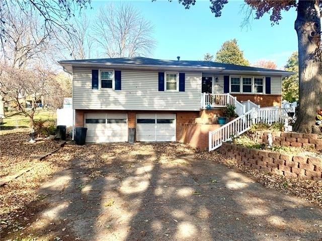 Doniphan Ave, Saint Joseph, MO 64507