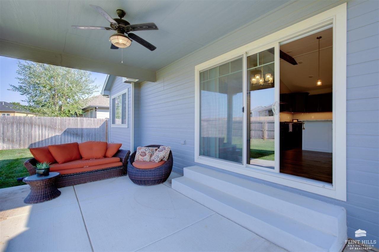 Caras Way, Manhattan, KS 66502