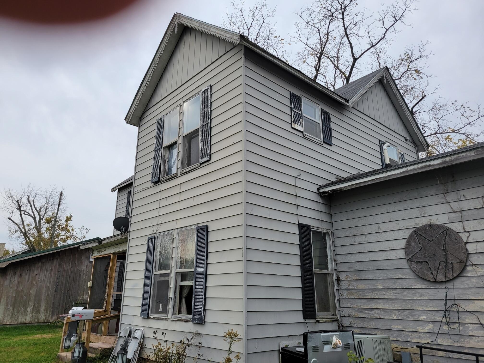 N Oakland Ave, Mountain Grove, MO 65711