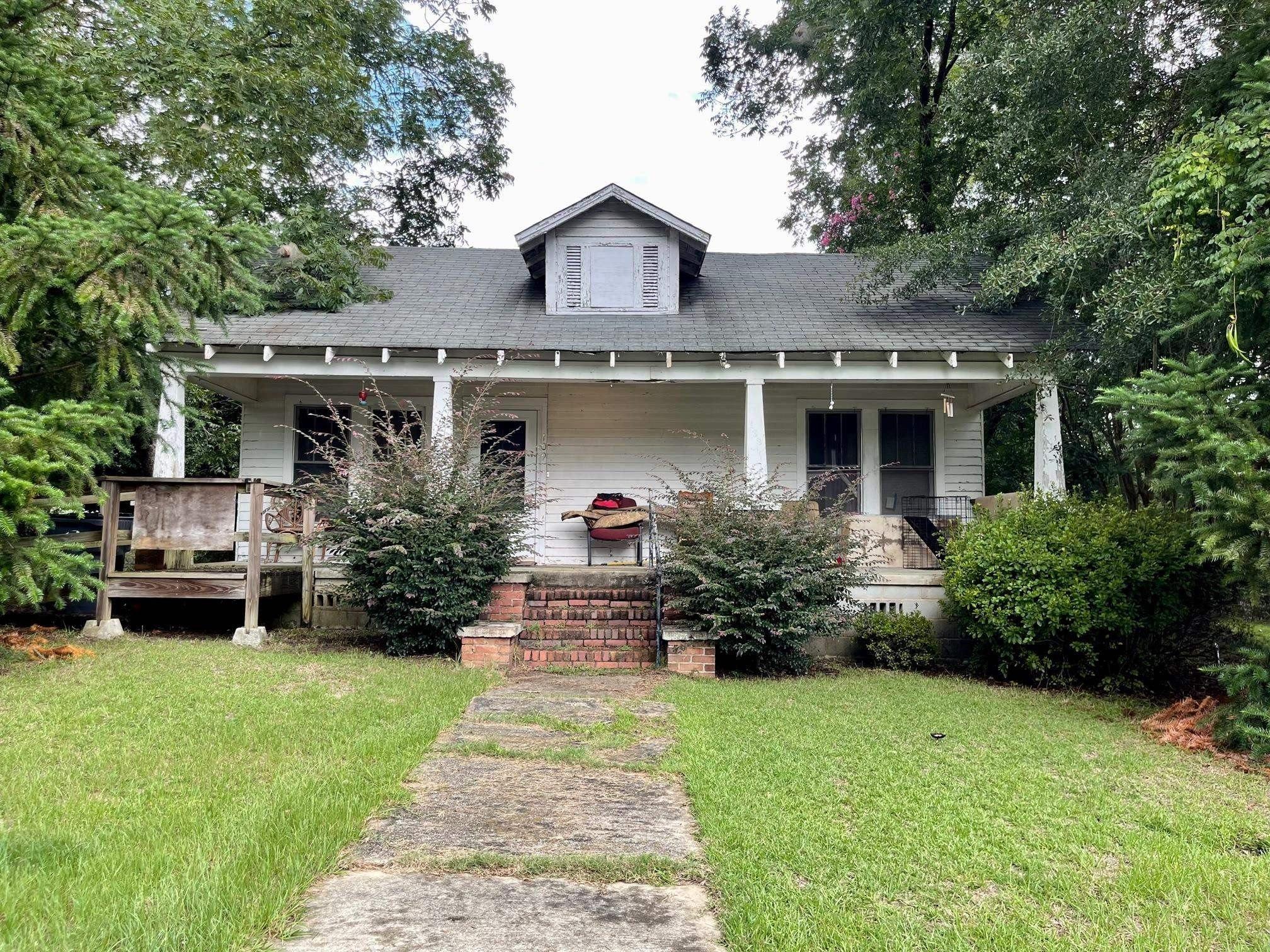 Hollingshed Ave Se, Milledgeville, GA 31061