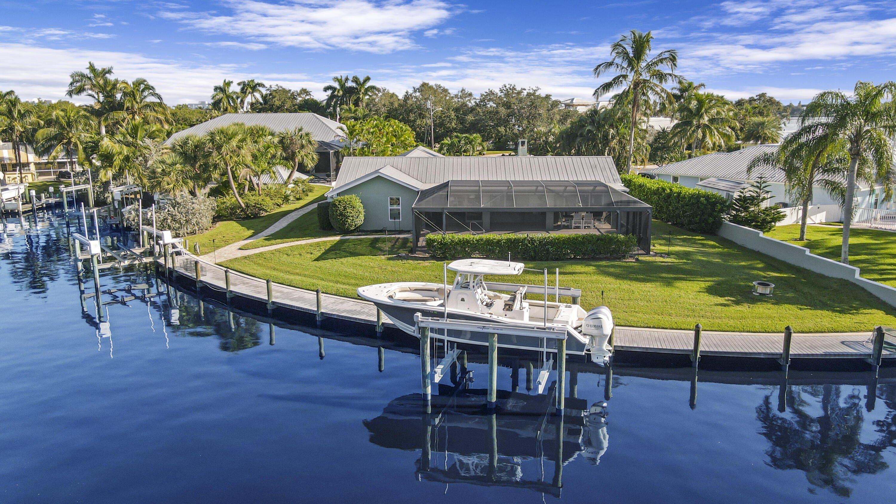 Sw Mooring Dr, Palm City, FL 34990