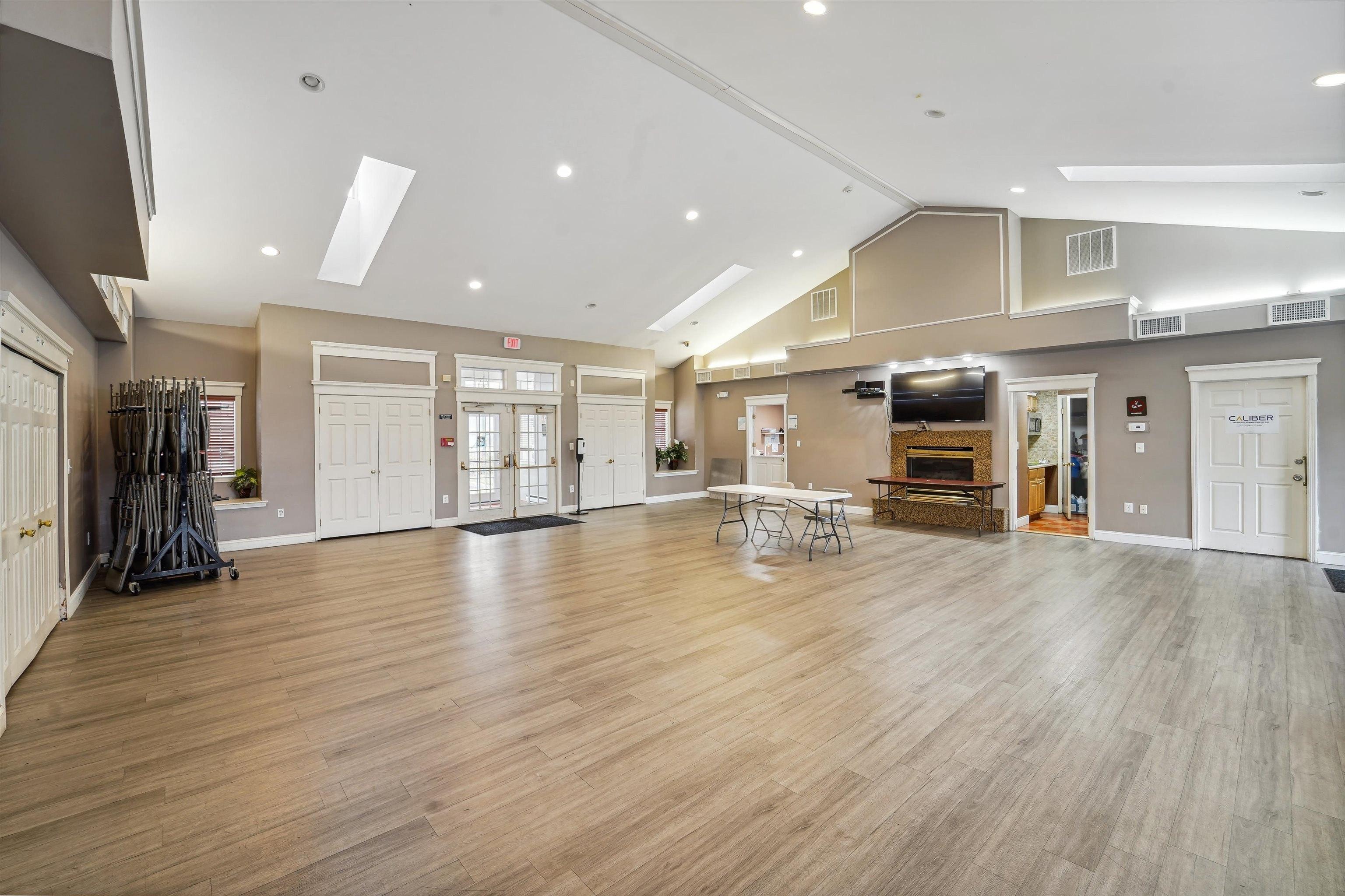 Krueger Ct, Newark, NJ 07103