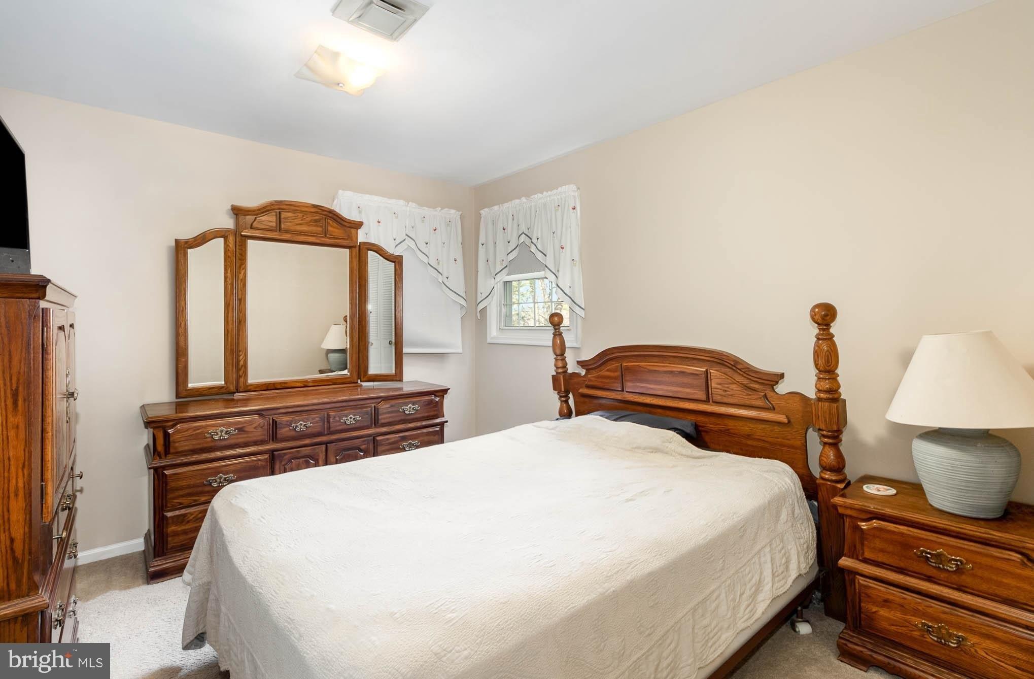 Colony Dr, Palmyra, PA 17078