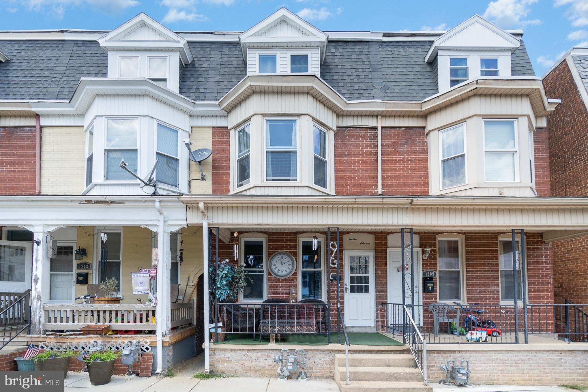 W Poplar St, York, PA 17404