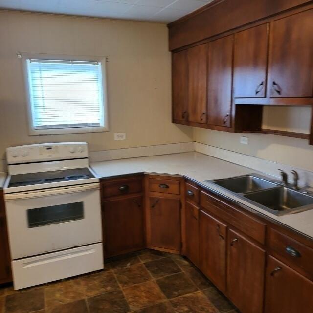 Hickory St, Kingsport, TN 37664