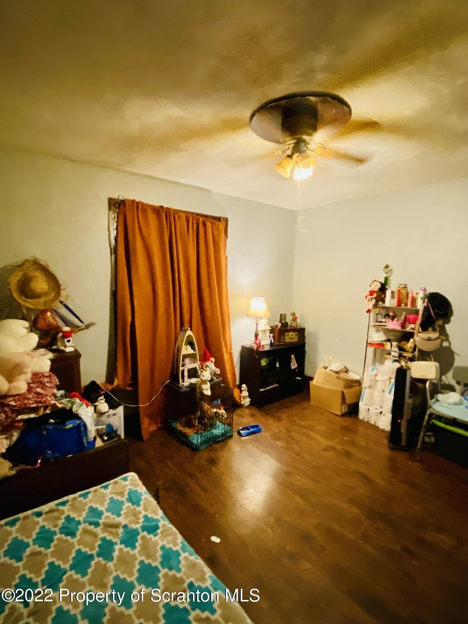 N Rebecca Ave, Scranton, PA 18504