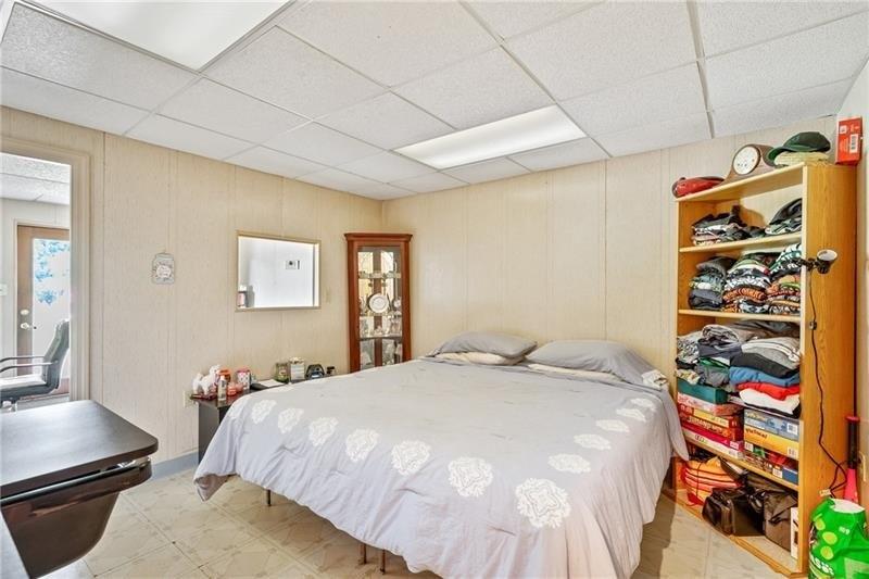 Venetia Rd, Venetia, PA 15367