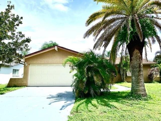 Honolulu Dr, Sarasota, FL 34241