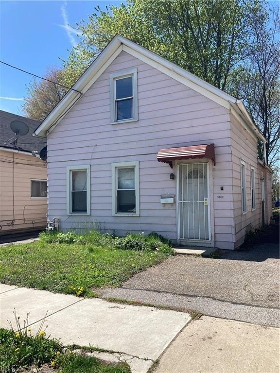 E 54th St, Cleveland, OH 44105