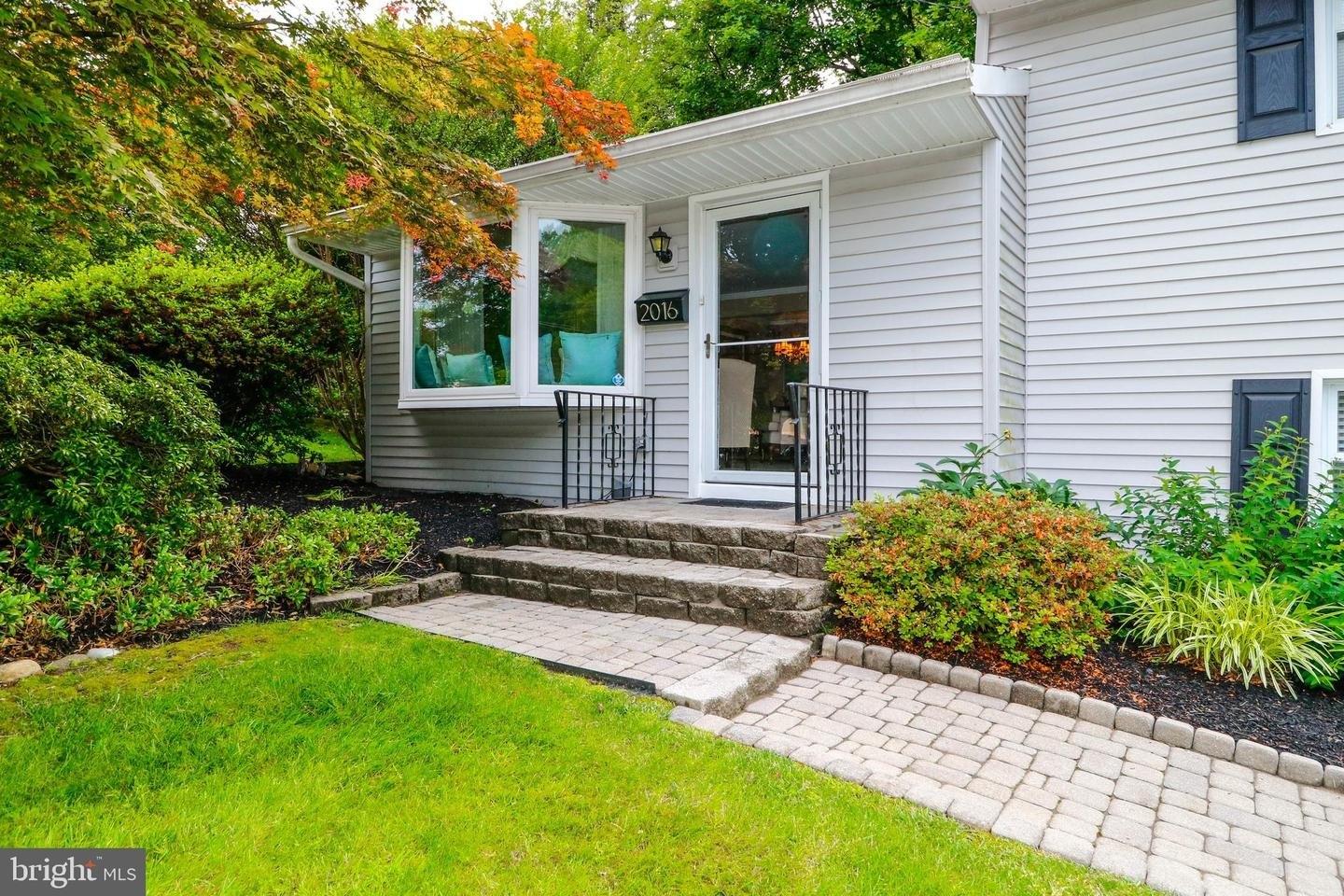 Shadybrook Ln, Feasterville Trevose, PA 19053
