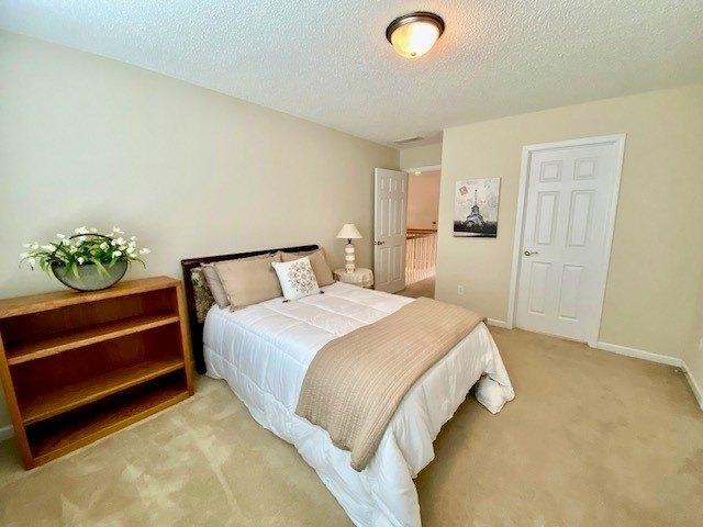 Miracle Ln, Fayetteville, GA 30215