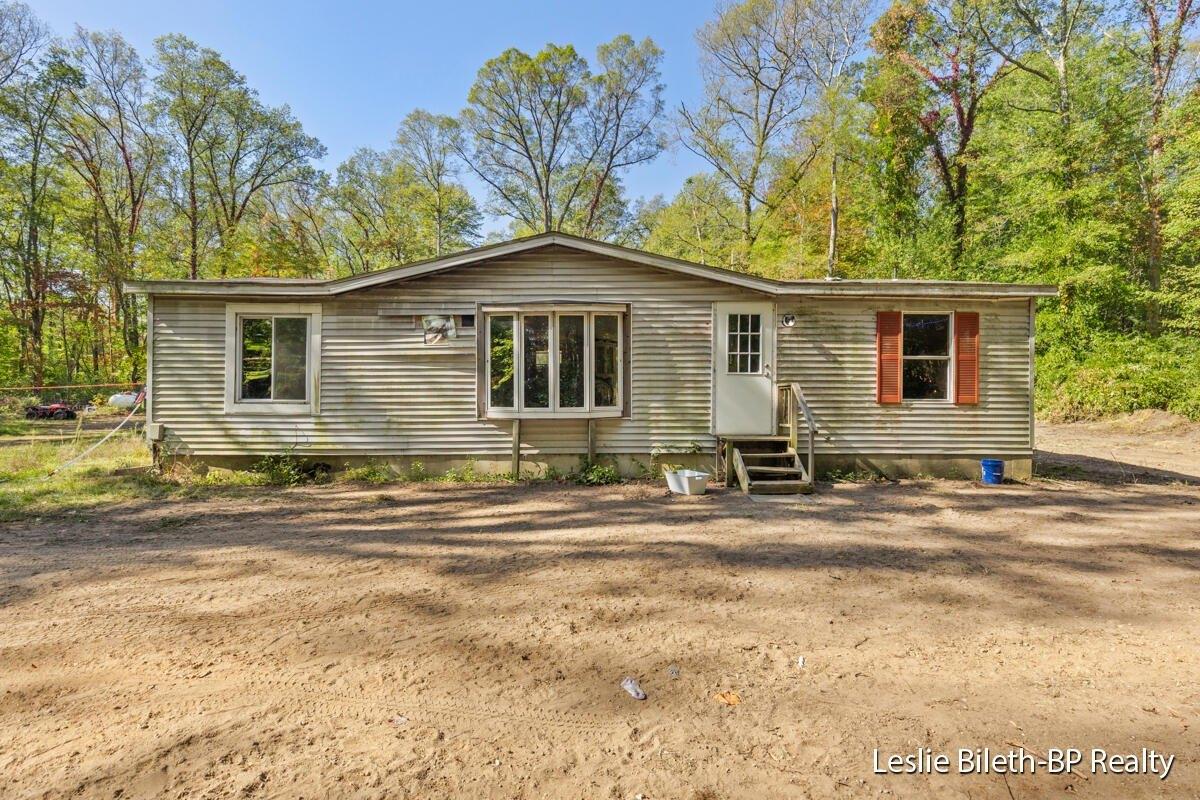 104th Ave, Grand Haven, MI 49417