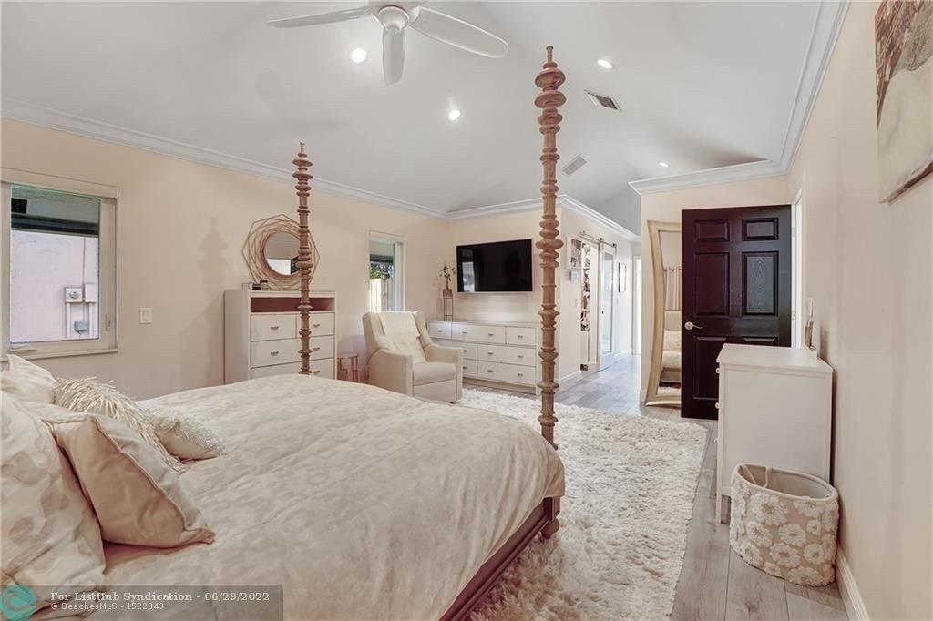 Riverlane Ter, Fort Lauderdale, FL 33312