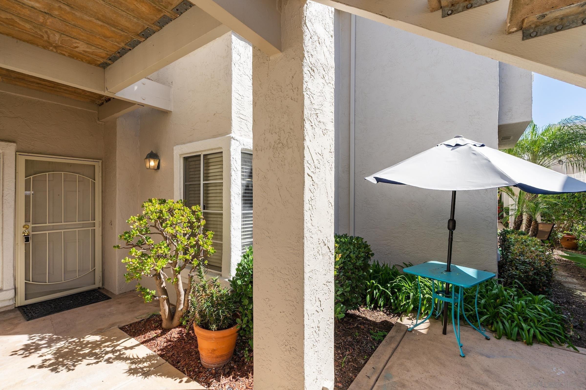 Via Risa, San Marcos, CA 92078
