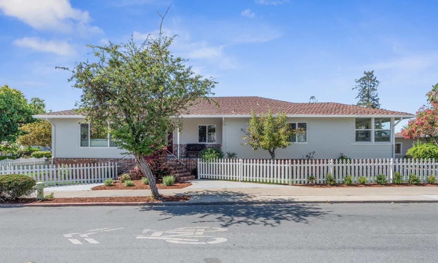 James Ave, Redwood City, CA 94062