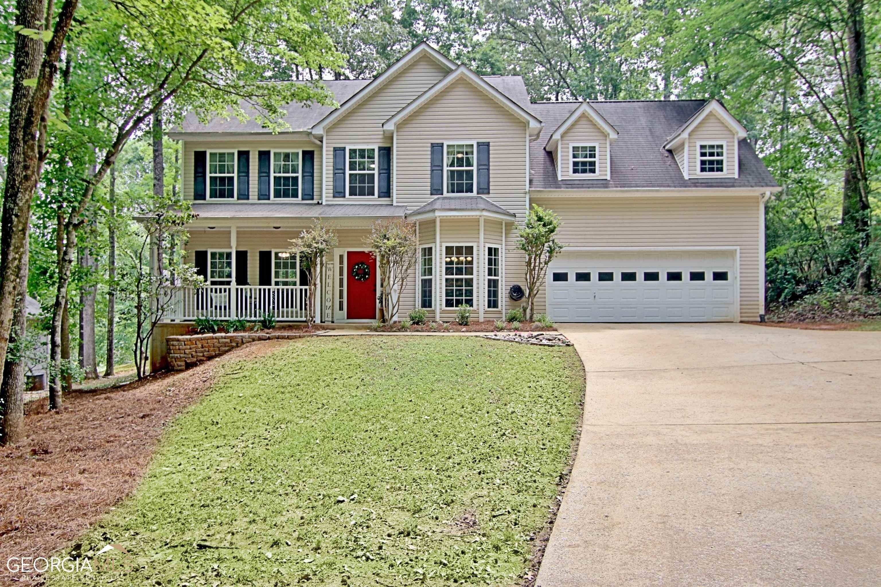 Valley Brook Dr, Newnan, GA 30265