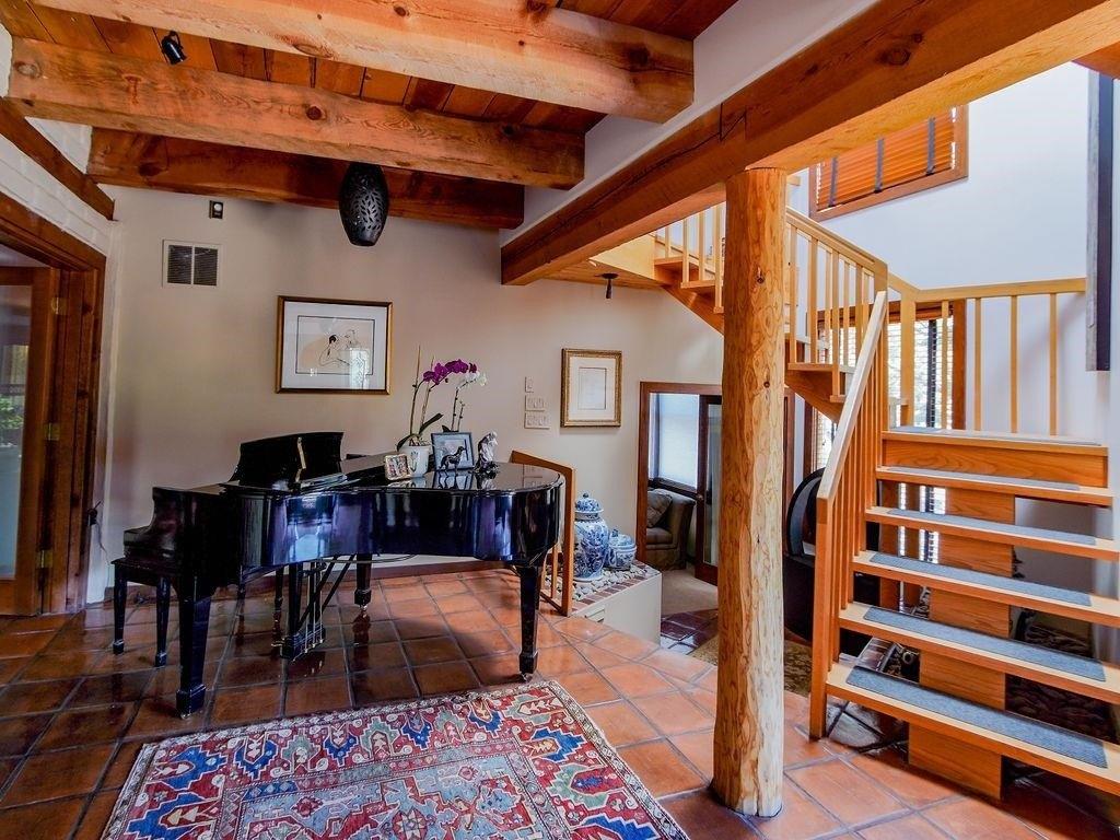 Forest Cir, Santa Fe, NM 87505