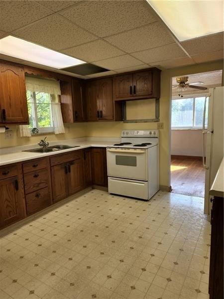 Crescent Dr, New Kensington, PA 15068