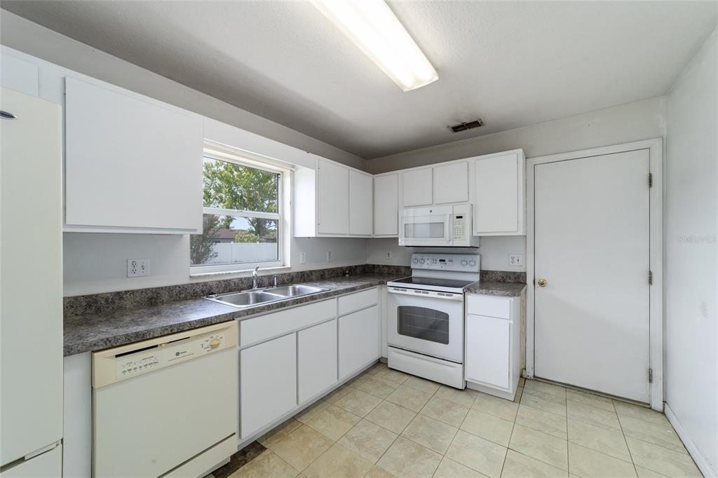 Larch Run, Ocala, FL 34480