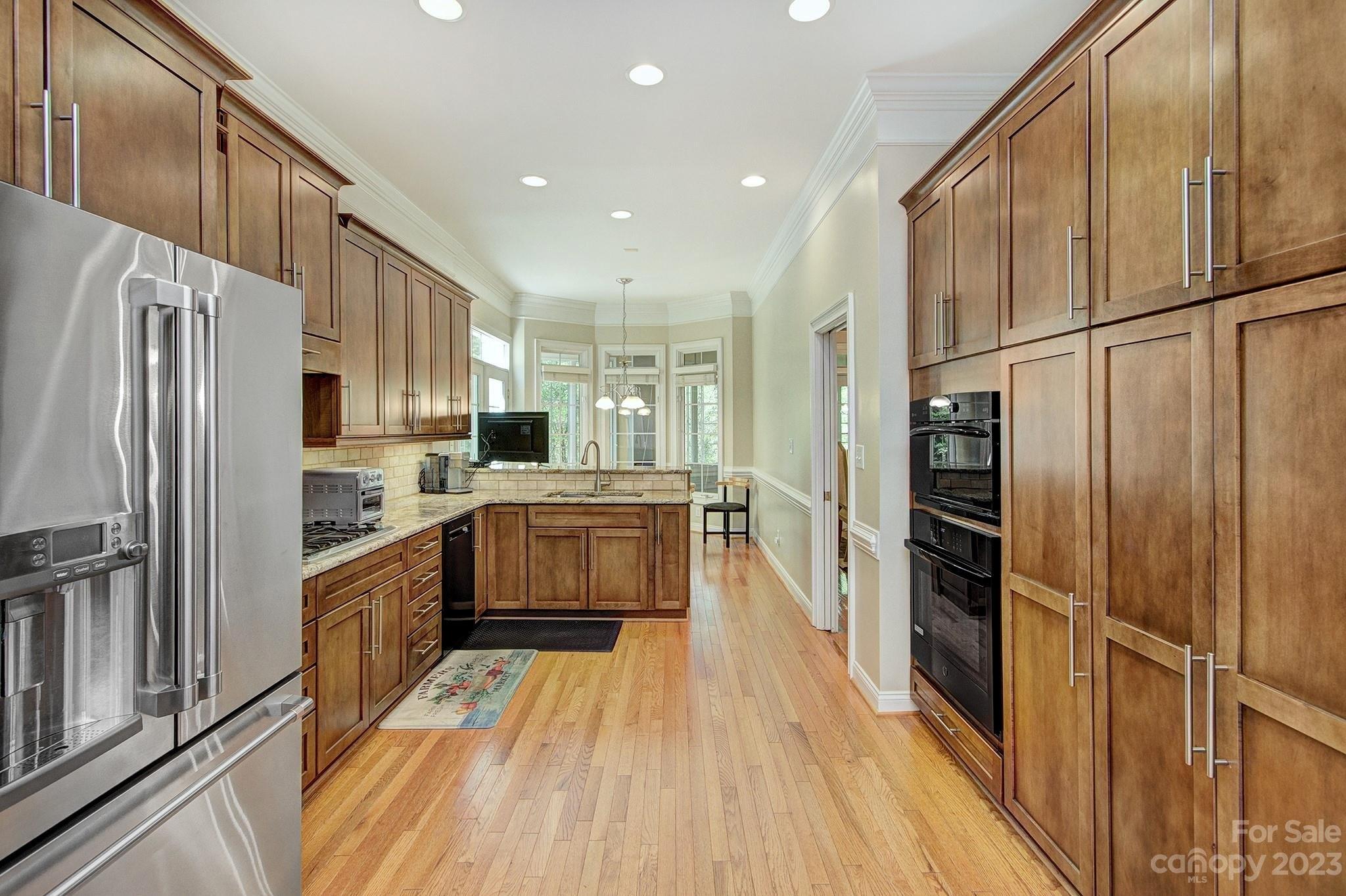 Knight Crest Ct, Charlotte, NC 28210