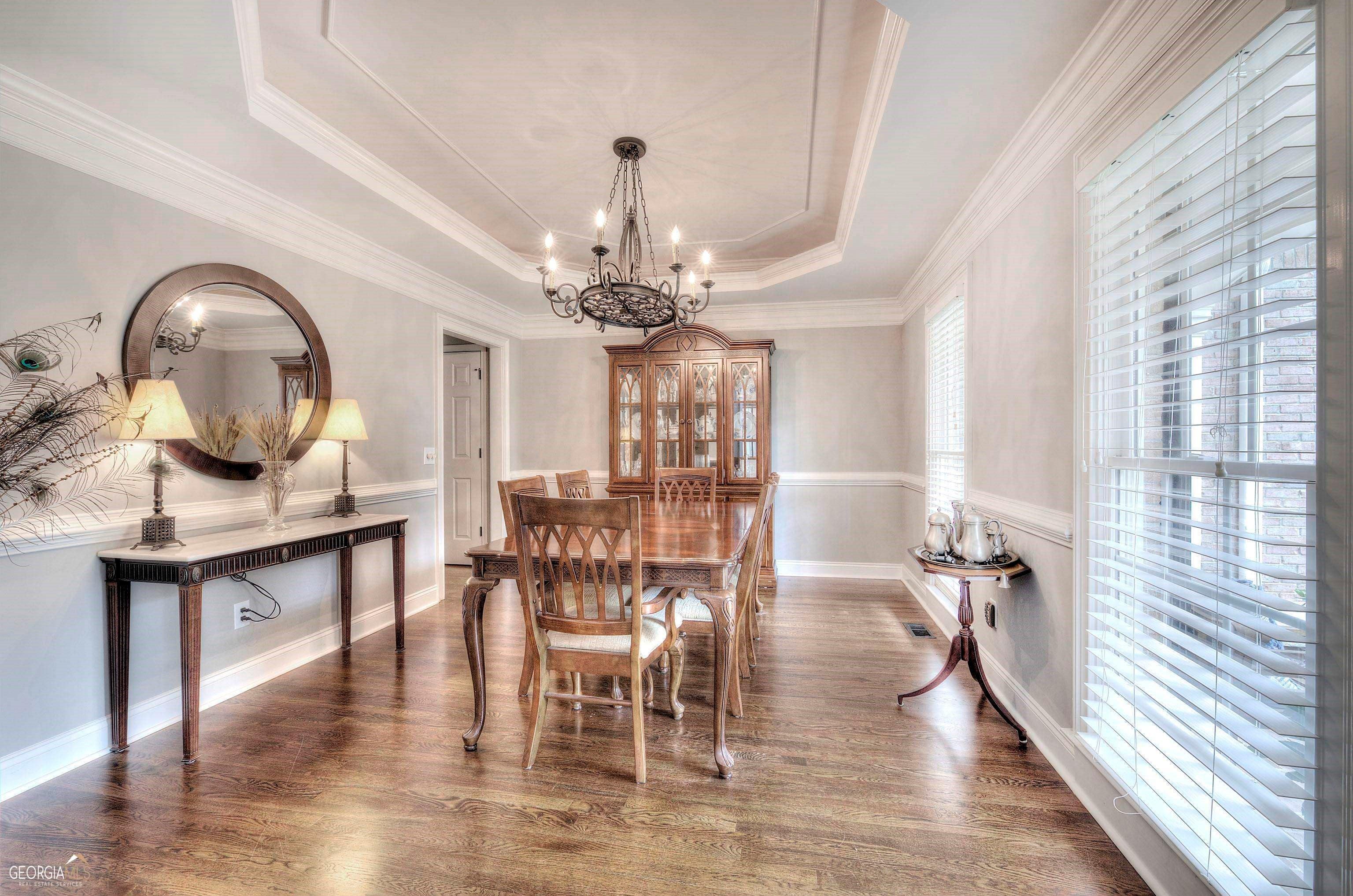Golf Crest Ln, Woodstock, GA 30189