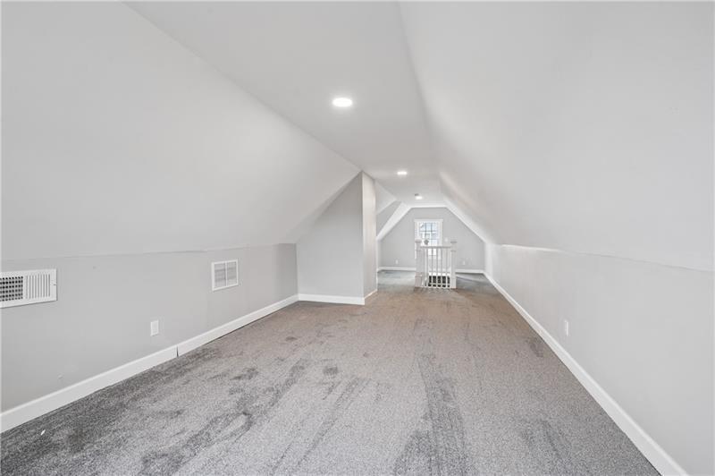 Brunot Ave, Pittsburgh, PA 15204