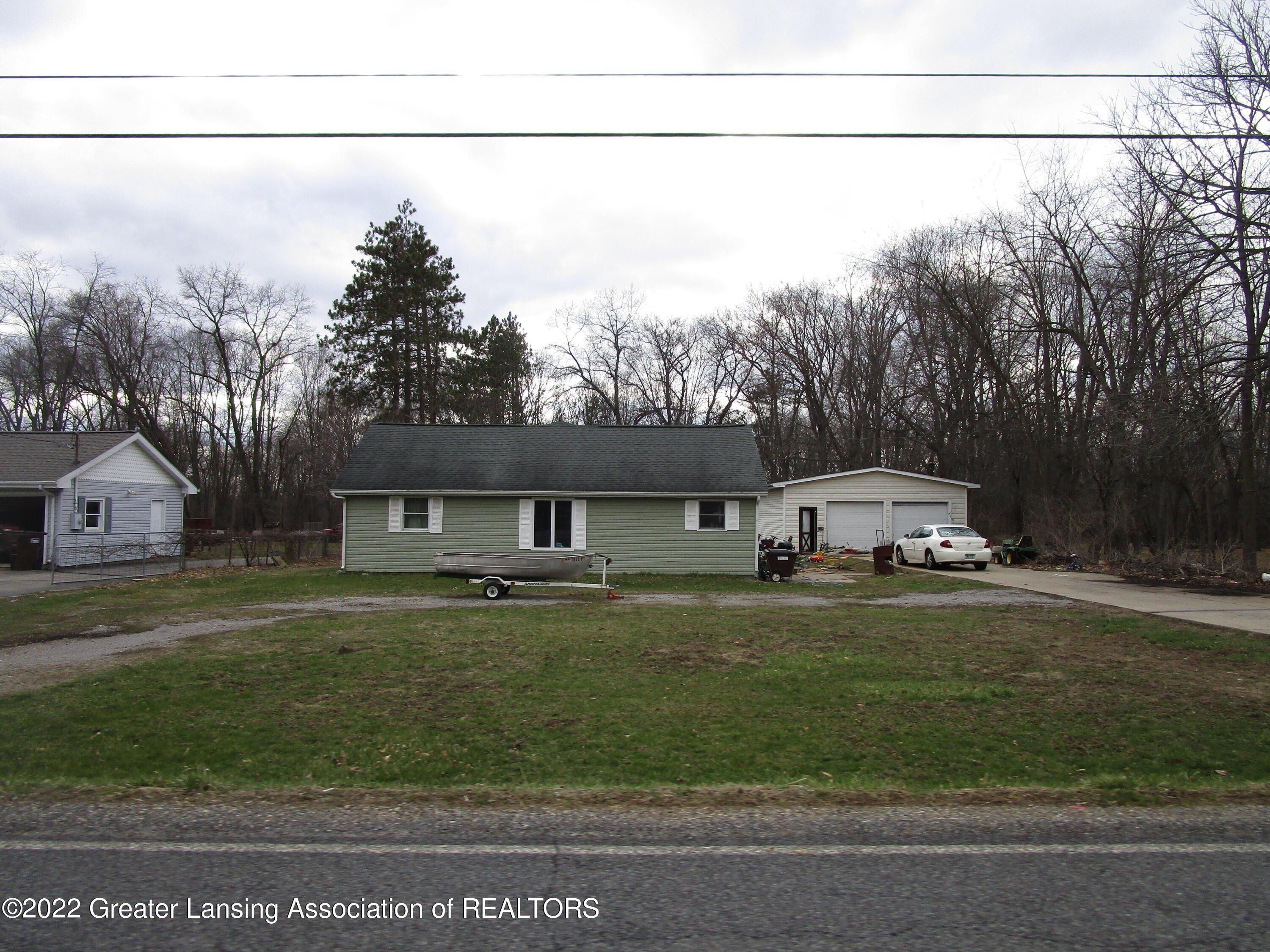 Hague Ave, Jackson, MI 49203