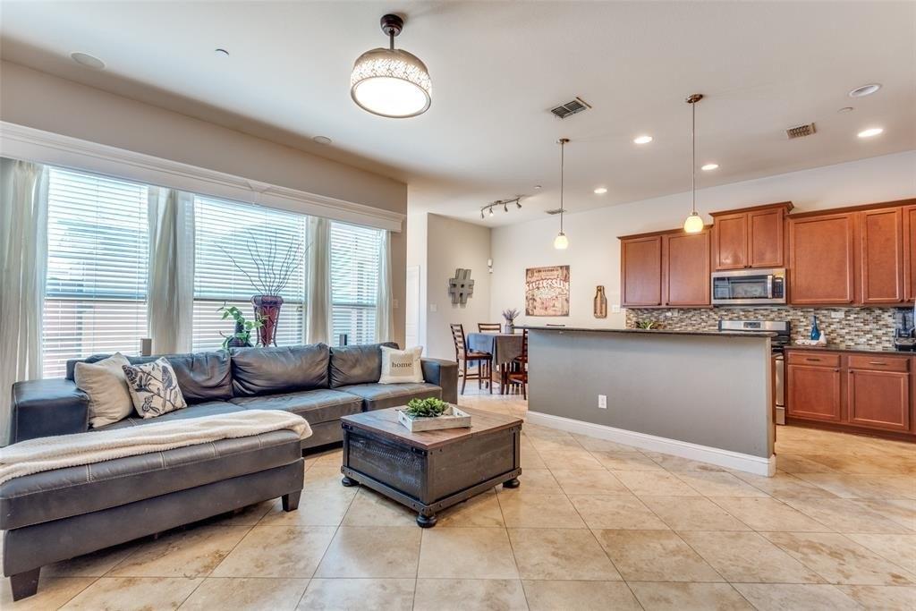 Naomi St, Plano, TX 75024